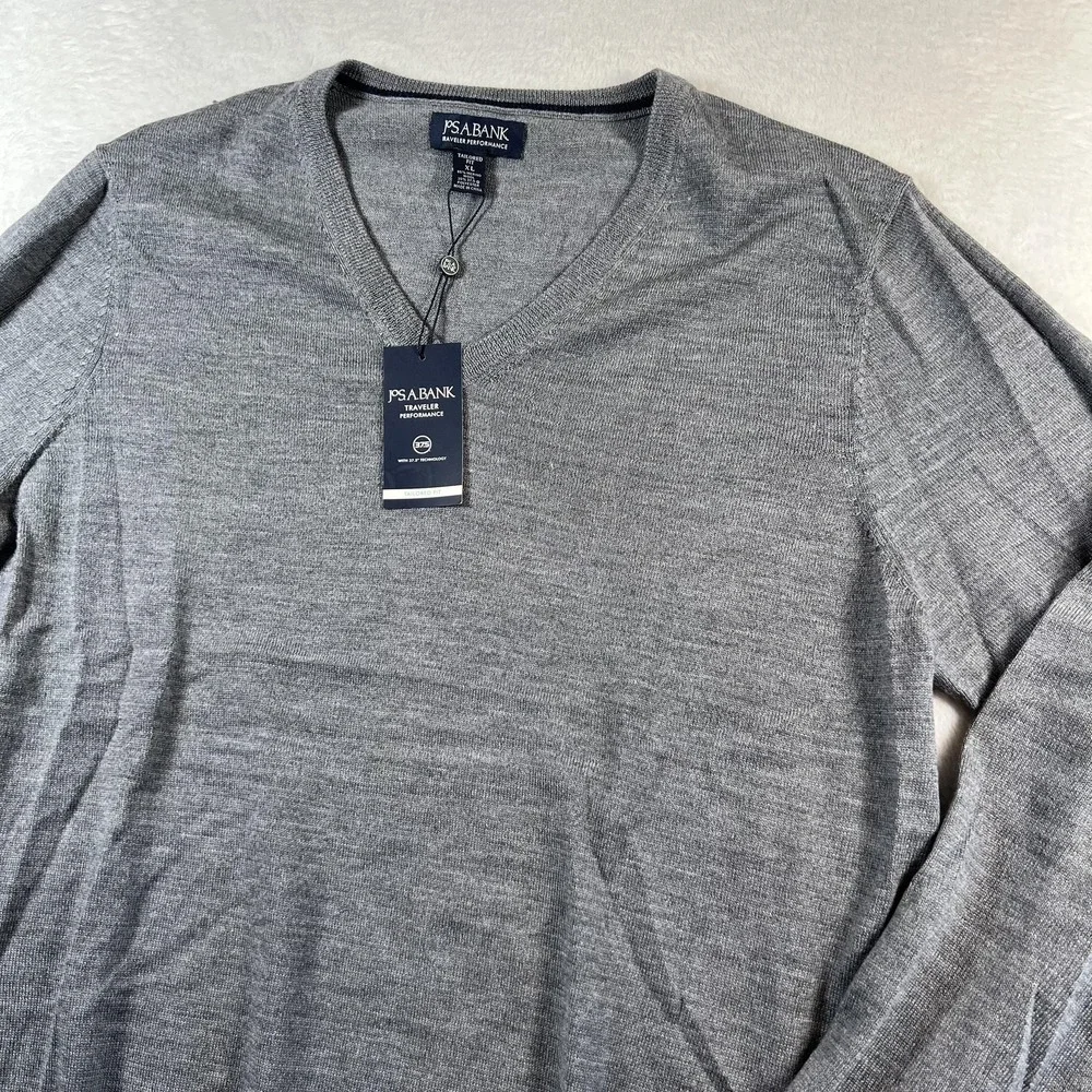 Jos A Bank Traveler Sweater Mens XL Gray Merino Wool V Neck Performance Pullover